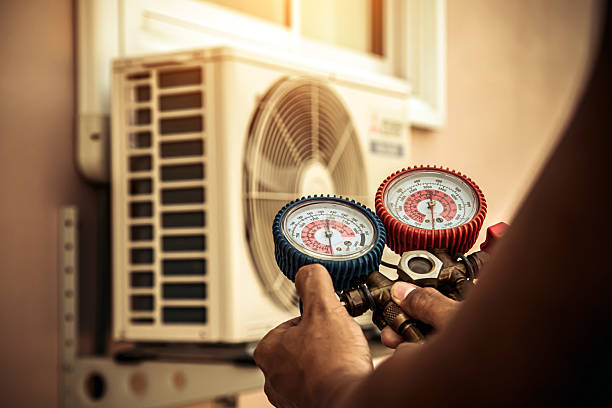 Professional Air Conditioning Service technician working in Jarreau, LA